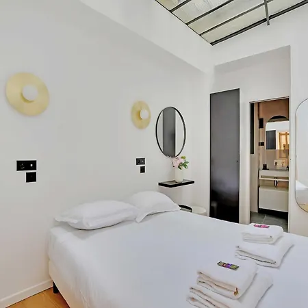 Apartment Stunning Apartment- 2br 6p - Pigalle - Opera